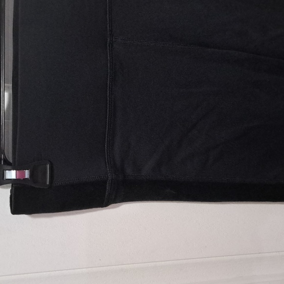 Cut The Frills Leggings with Velvet Side Stripes - Picture 4 of 9